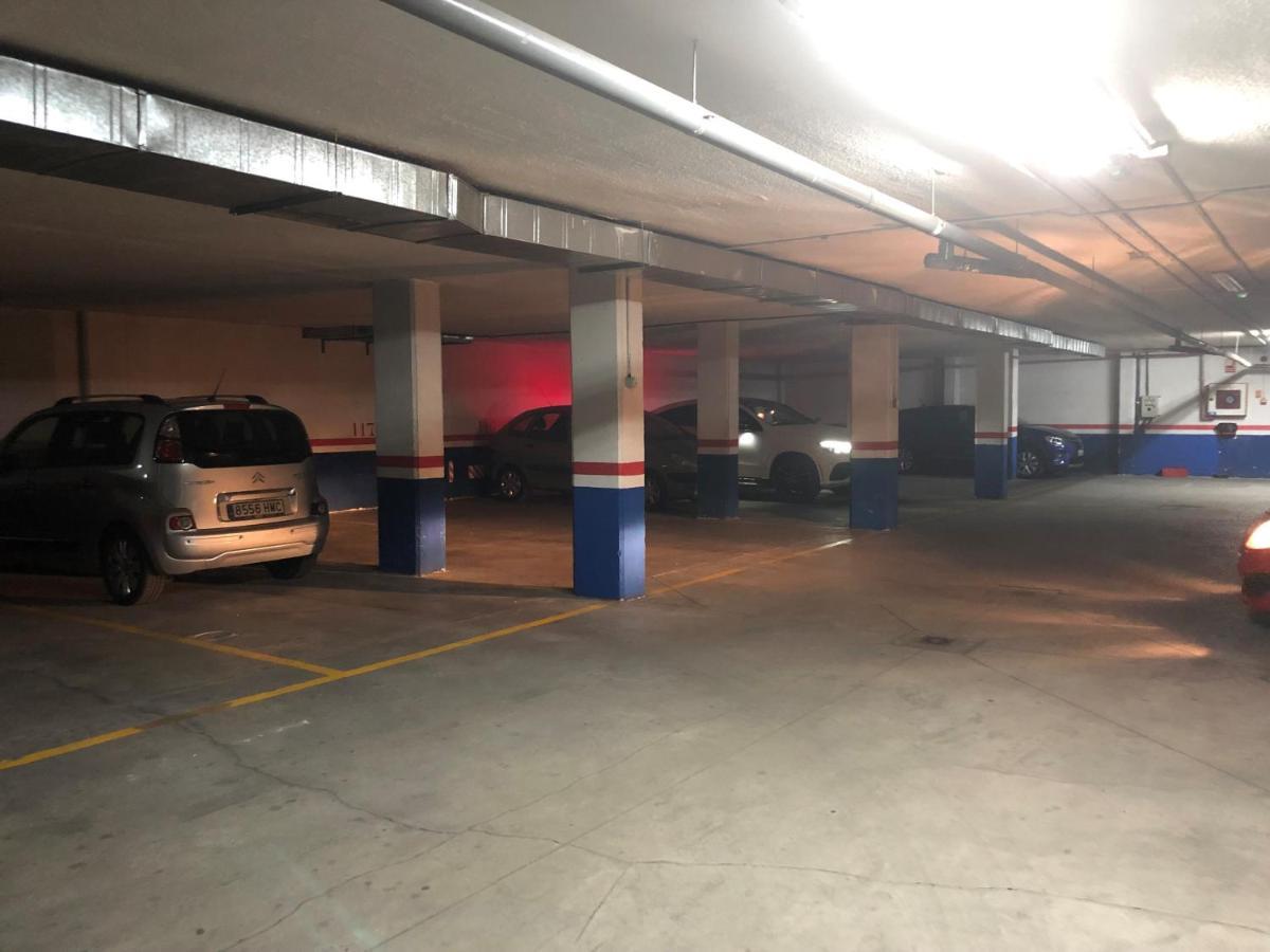 Apartamento Wanda Ifema Con Parking Y Piscina Madrid Buitenkant foto