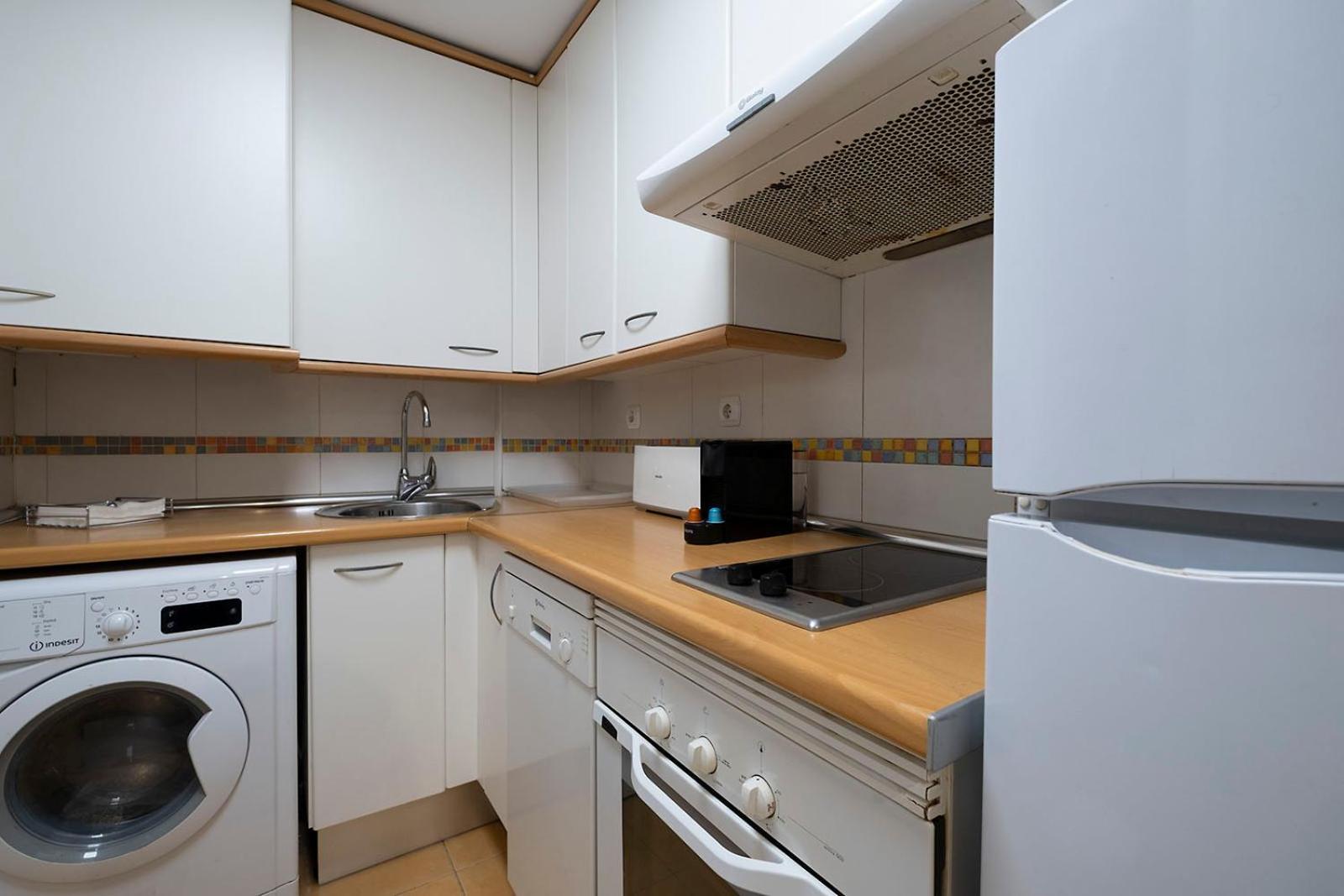 Apartamento Wanda Ifema Con Parking Y Piscina Madrid Buitenkant foto